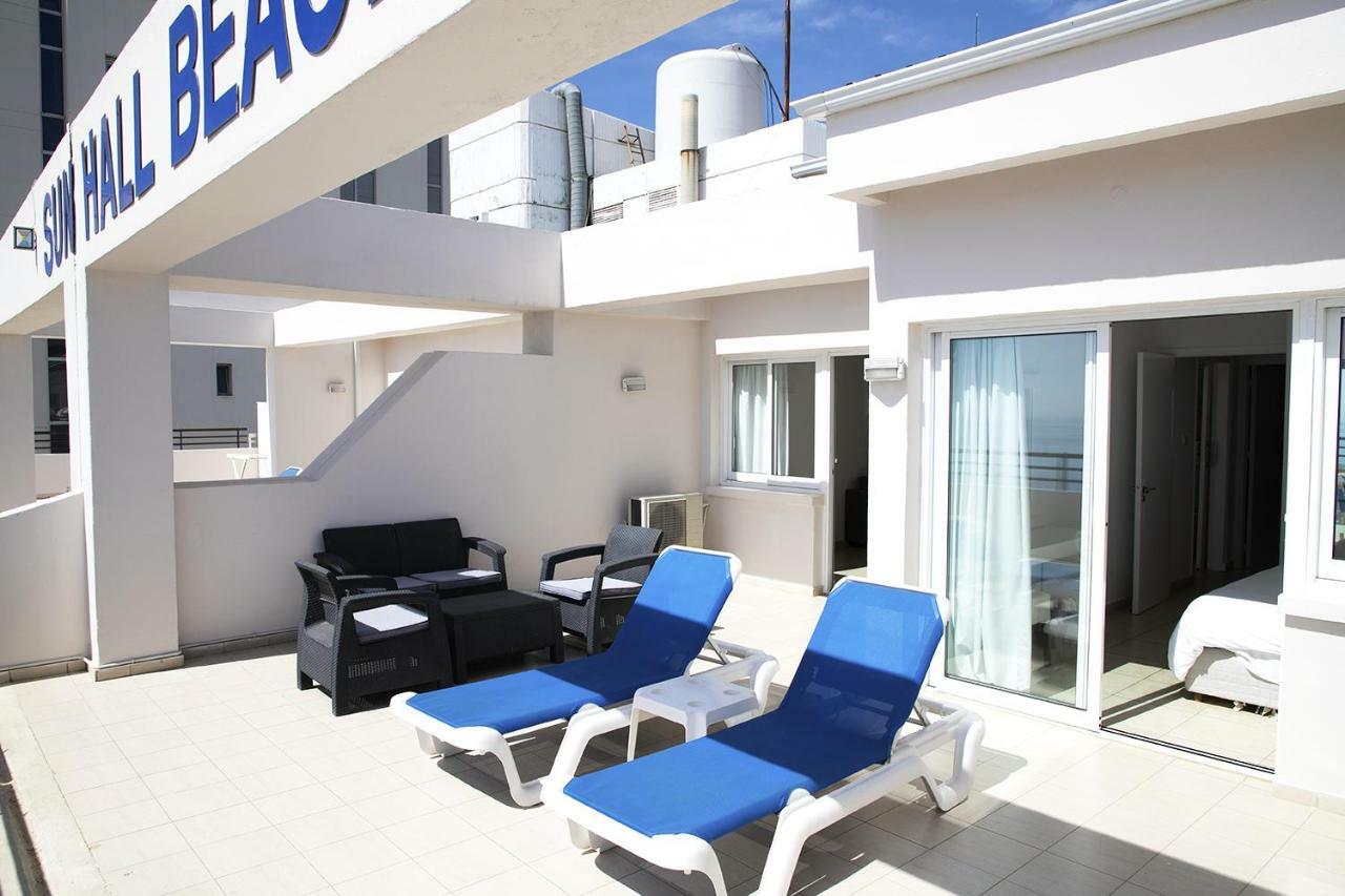 Sun Hall Beach Hotel Apartments Larnaca Exterior photo